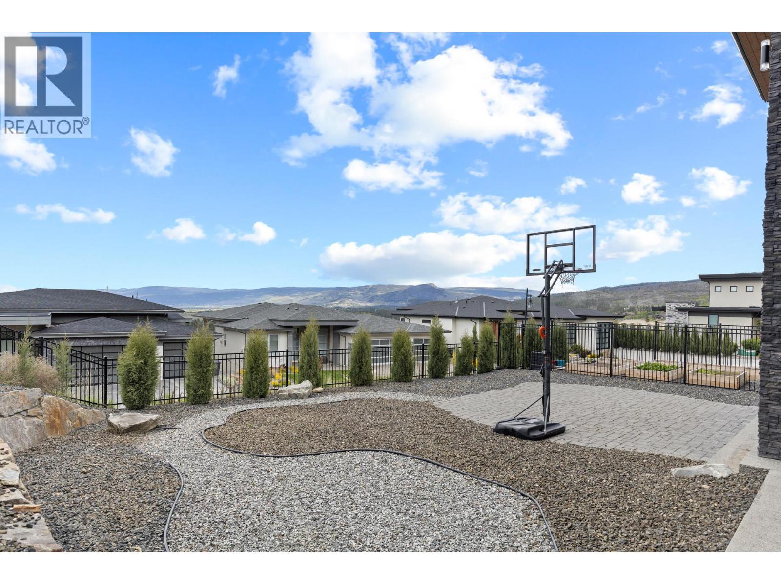 pre-plumbing for pool - 1088 Clarance Avenue, Kelowna, BC - Outdoor