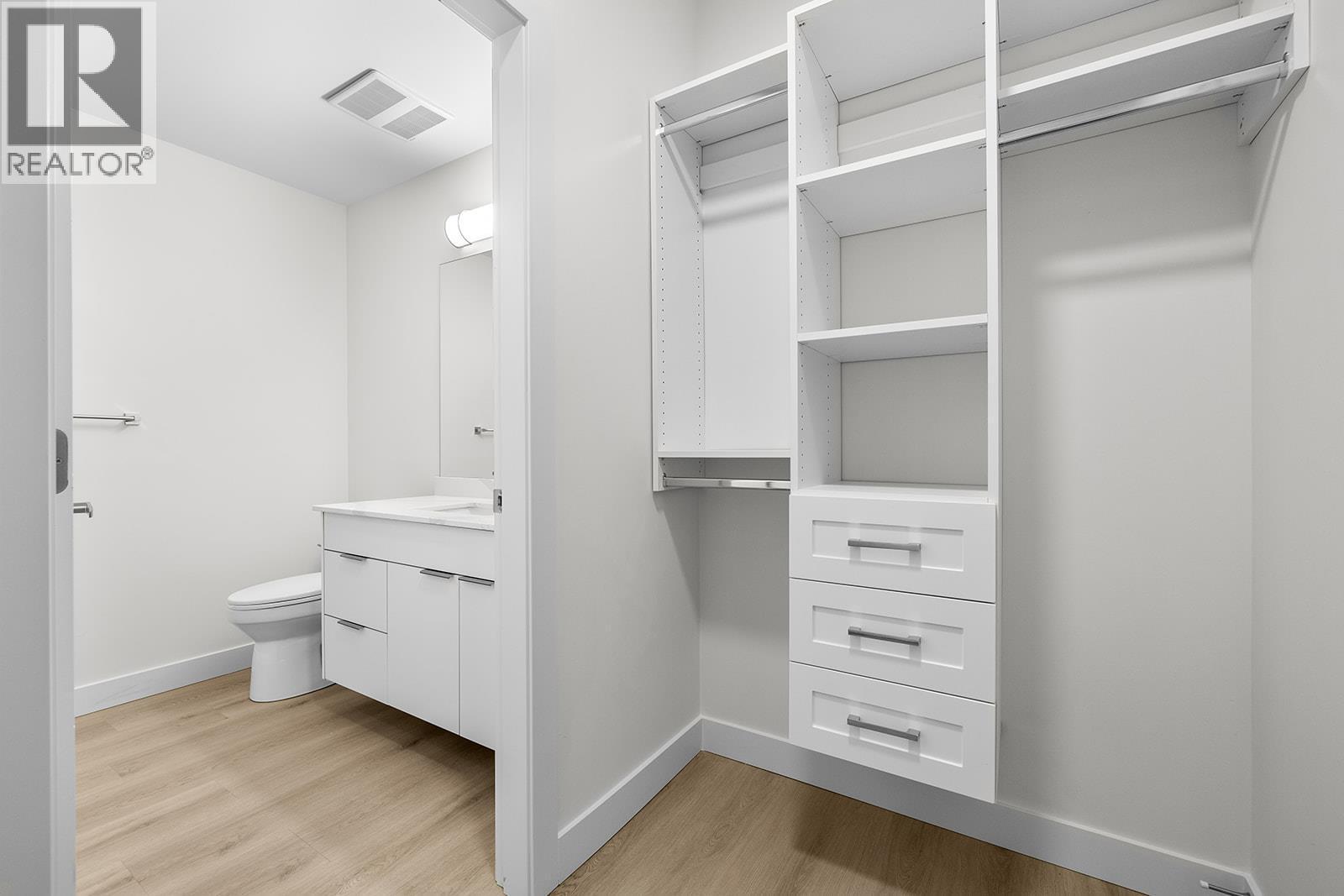 Photos may be of a similar home in the community - 5300 Main Street Unit# 202, Kelowna, BC - Indoor