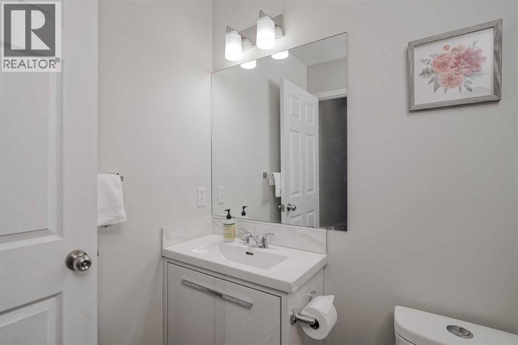 222 Bridleridge Way Sw, Calgary, AB - Indoor Photo Showing Bathroom