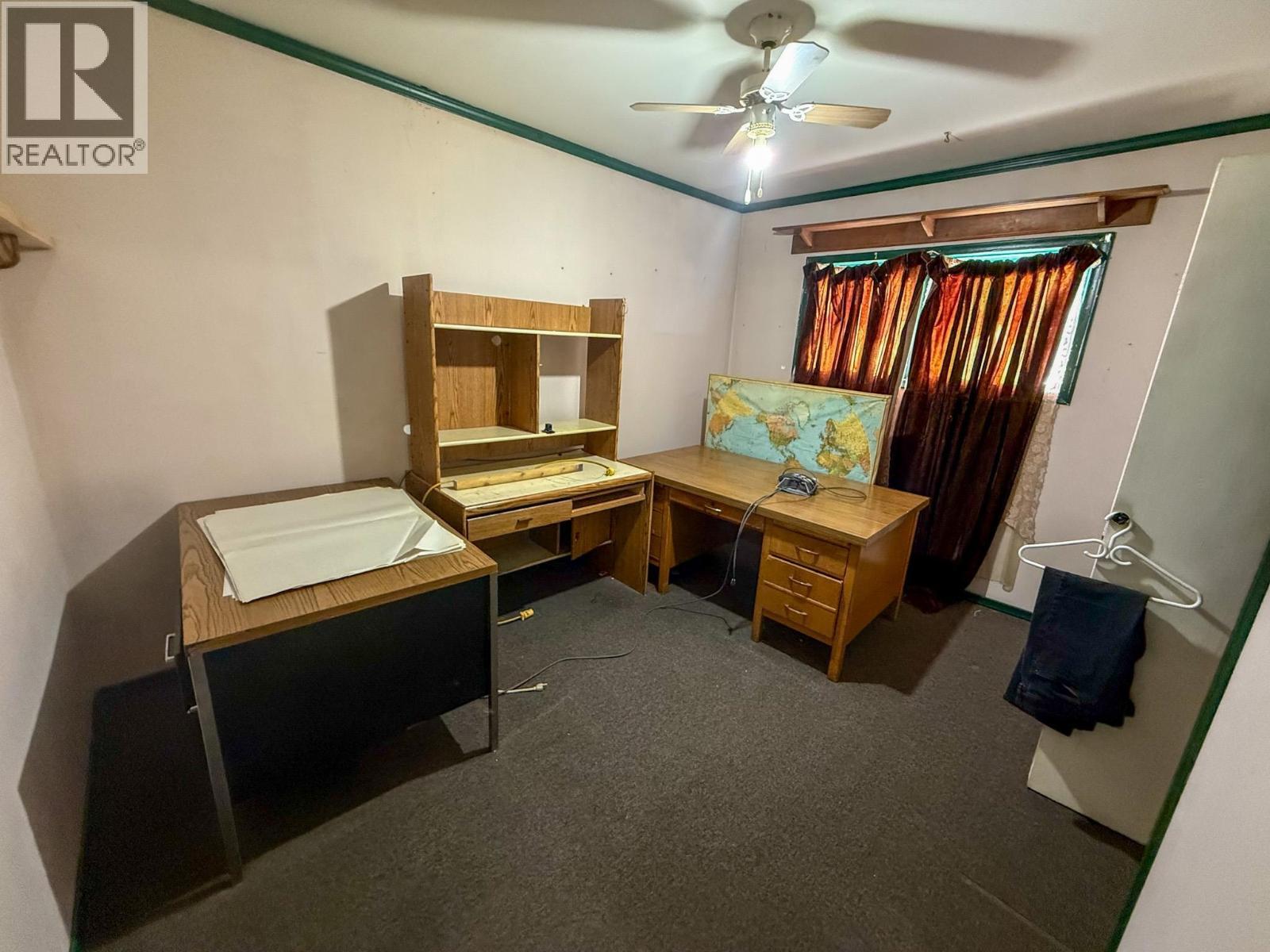 7031 Inman Road, Lone Butte, BC - Indoor Photo Showing Other Room