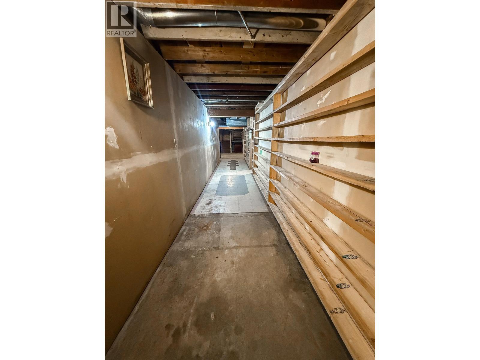 7031 Inman Road, Lone Butte, BC - Indoor Photo Showing Other Room