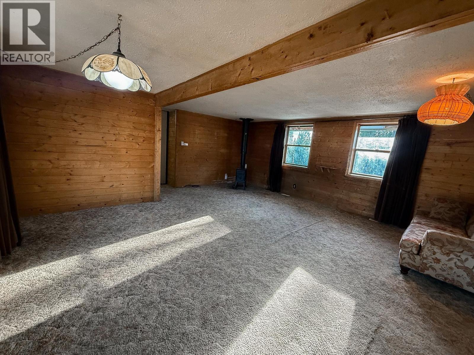 7031 Inman Road, Lone Butte, BC - Indoor Photo Showing Other Room