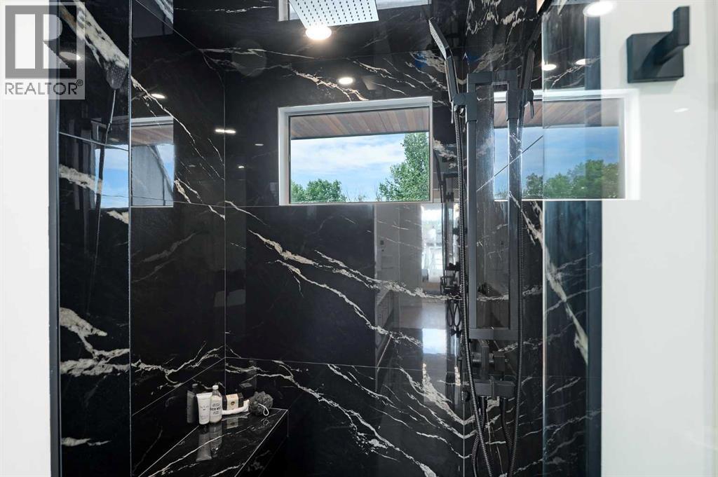 1807 Broadview Road Nw, Calgary, AB - Indoor