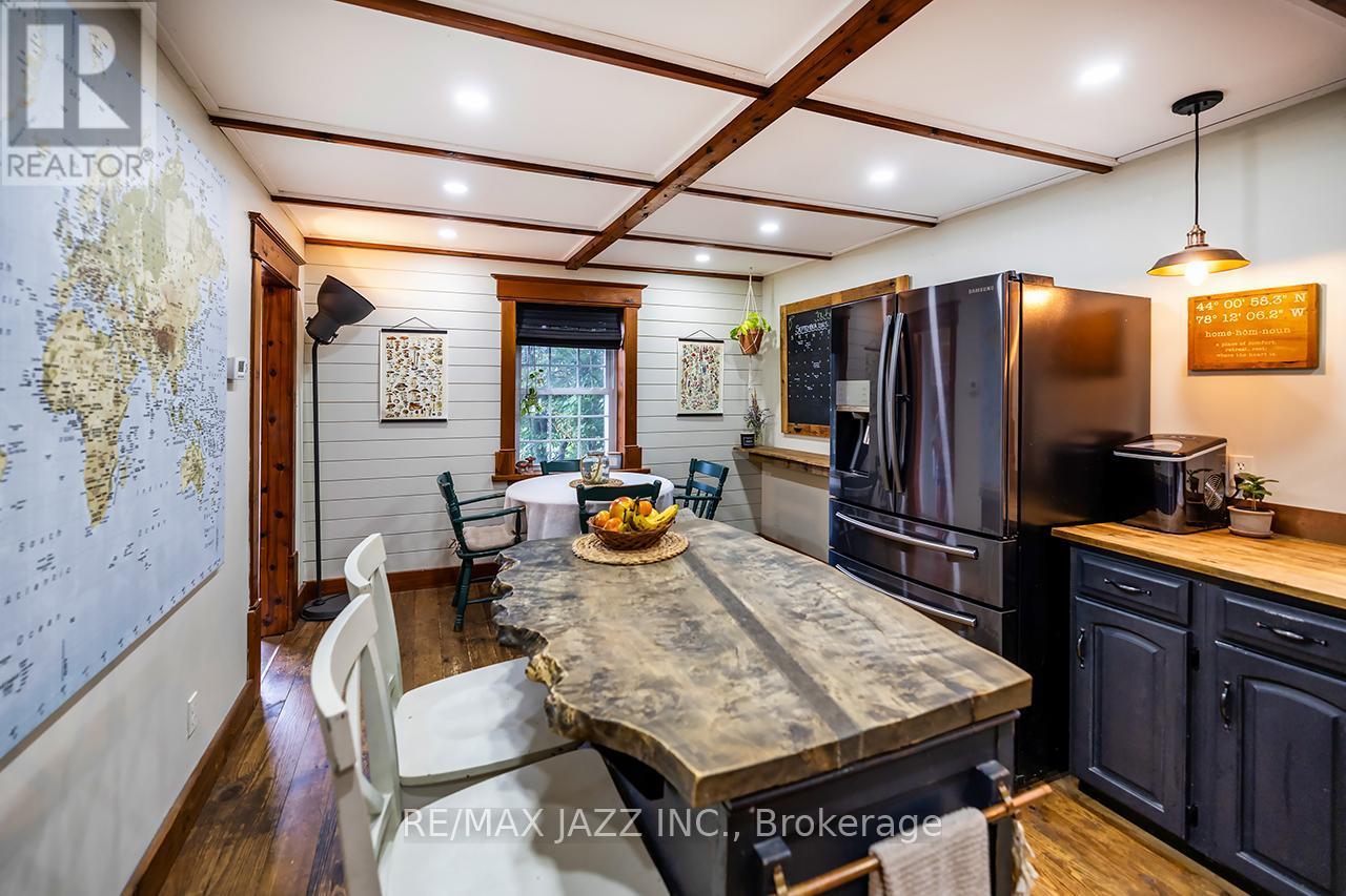 2929 Cornish Hollow Road, Hamilton Township, ON - Indoor Photo Showing Dining Room
