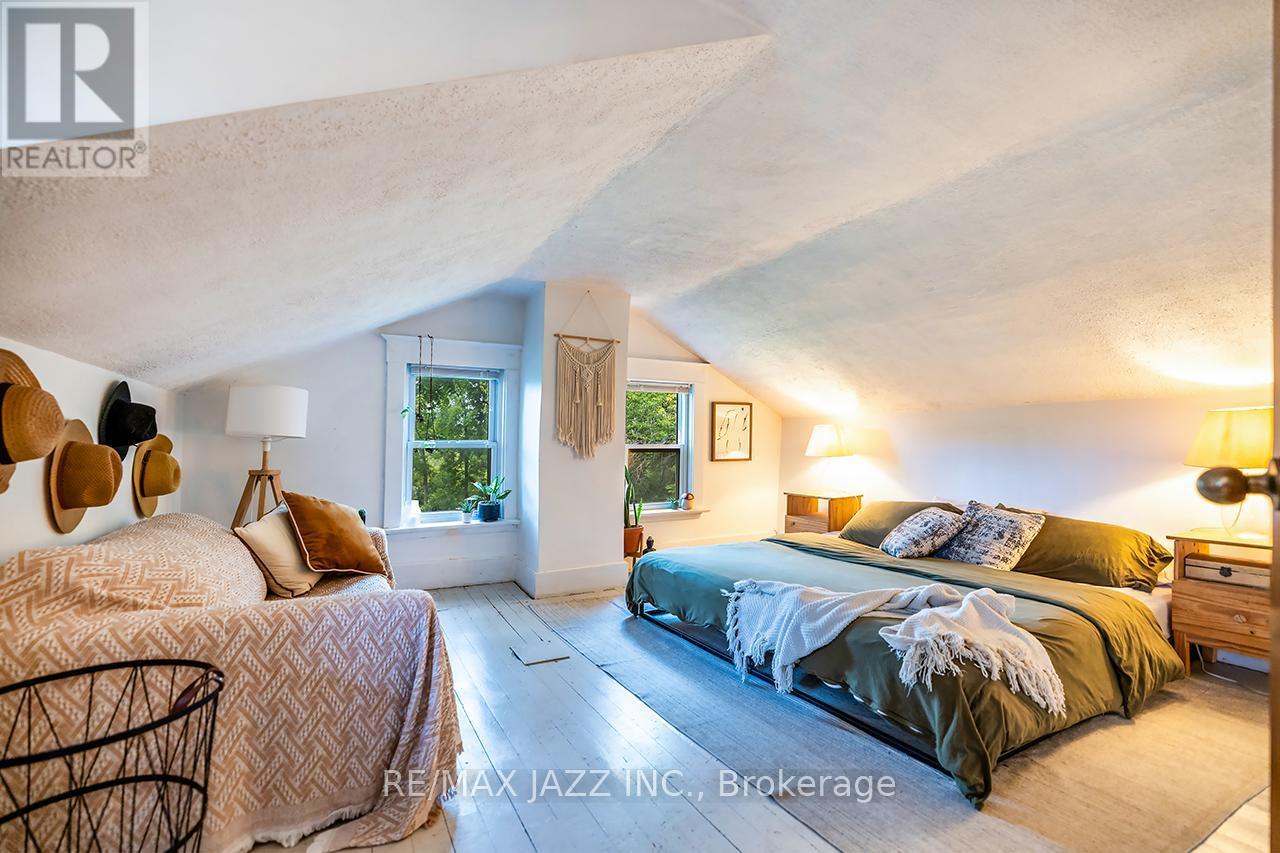 2929 Cornish Hollow Road, Hamilton Township, ON - Indoor Photo Showing Bedroom