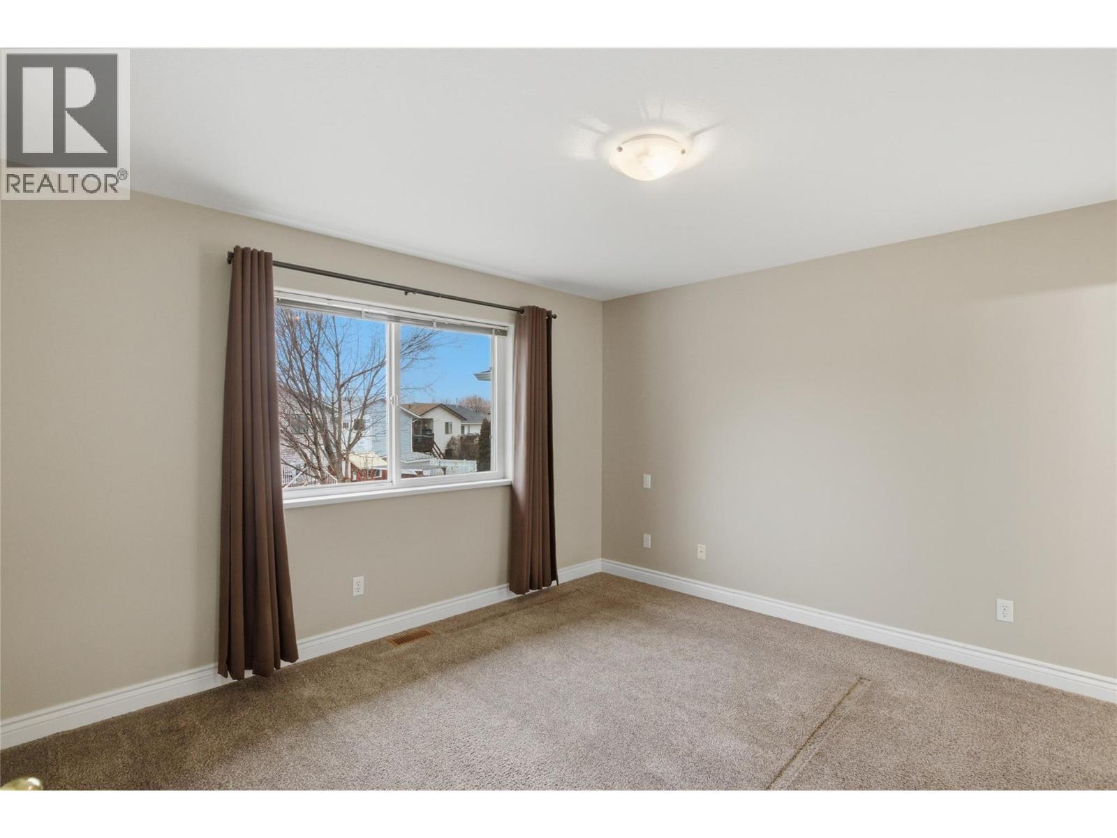 1938 Manning Court, Kamloops, BC - Indoor Photo Showing Other Room