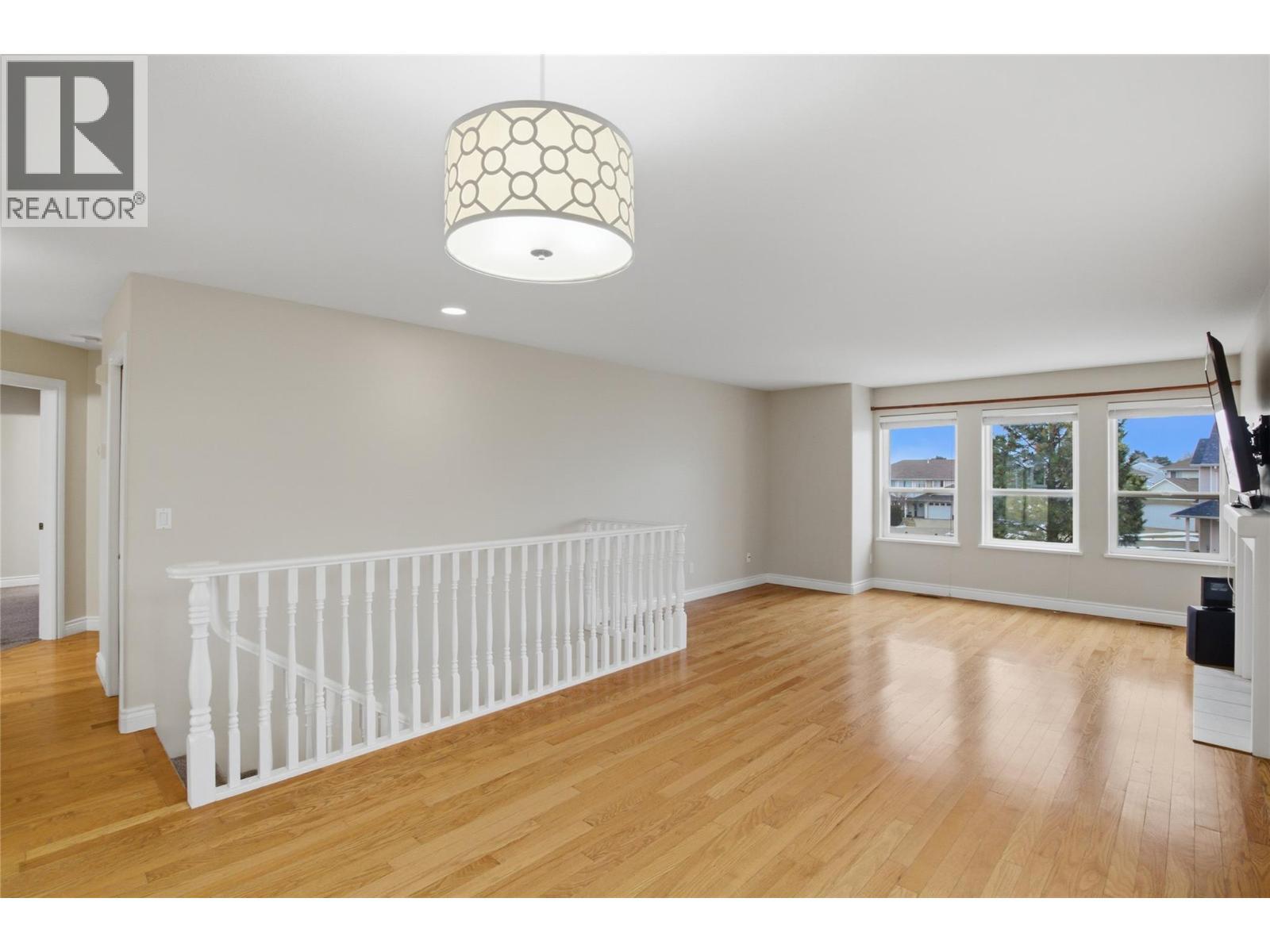 1938 Manning Court, Kamloops, BC - Indoor Photo Showing Other Room