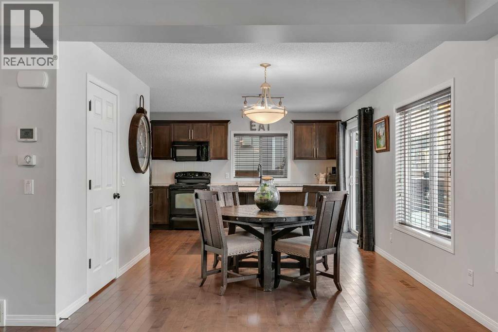 136 Viewpointe Terrace, Chestermere, AB - Indoor Photo Showing Dining Room