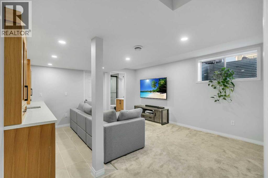 136 Viewpointe Terrace, Chestermere, AB - Indoor