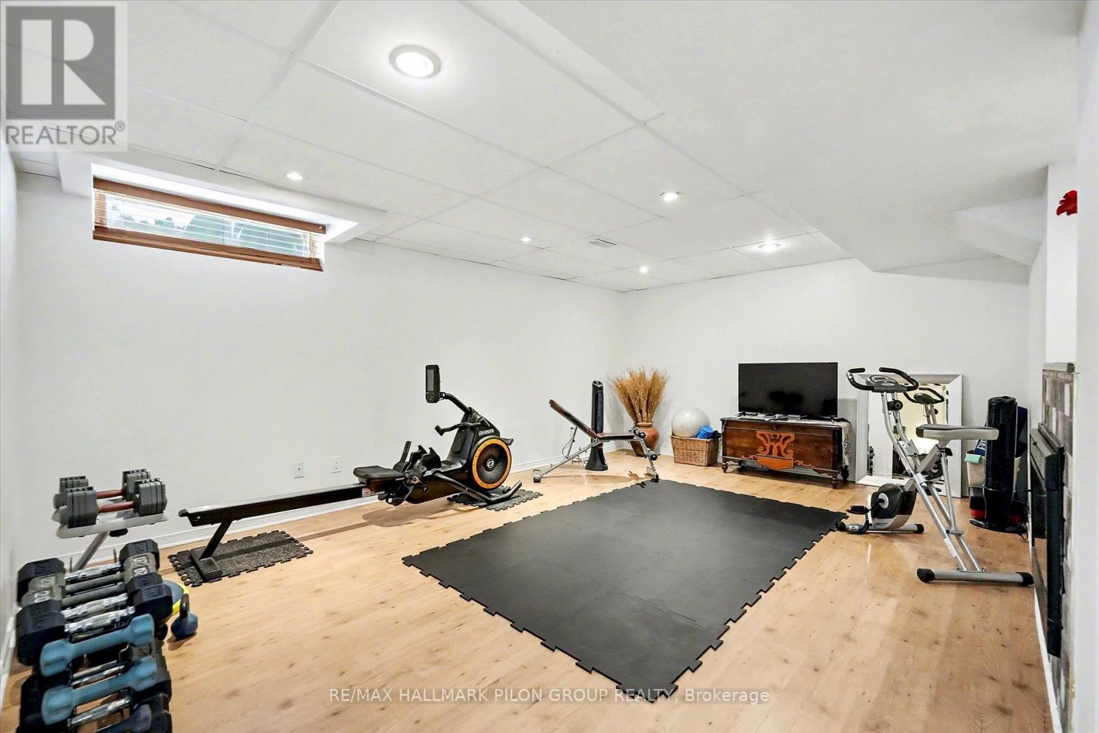 2112 Sandy Oaks Drive, Ottawa, ON - Indoor Photo Showing Gym Room