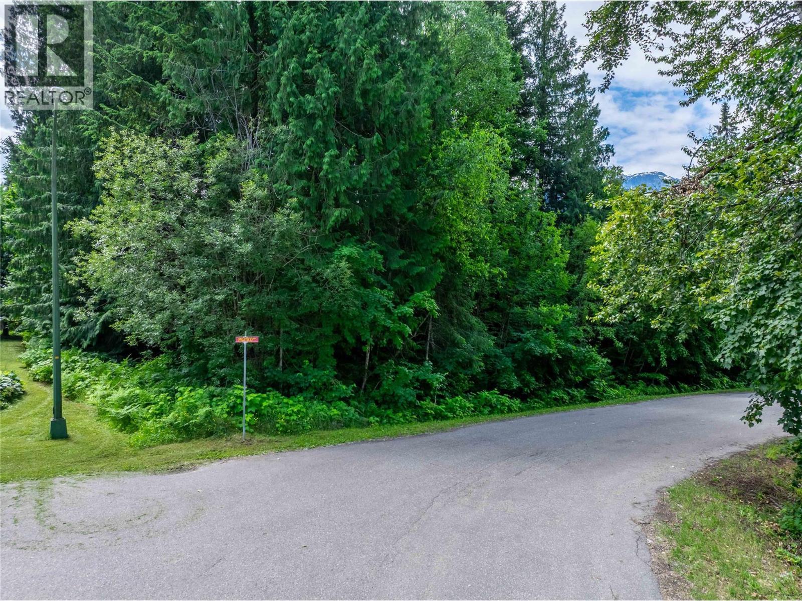 1571 Pratico Road, Revelstoke, BC