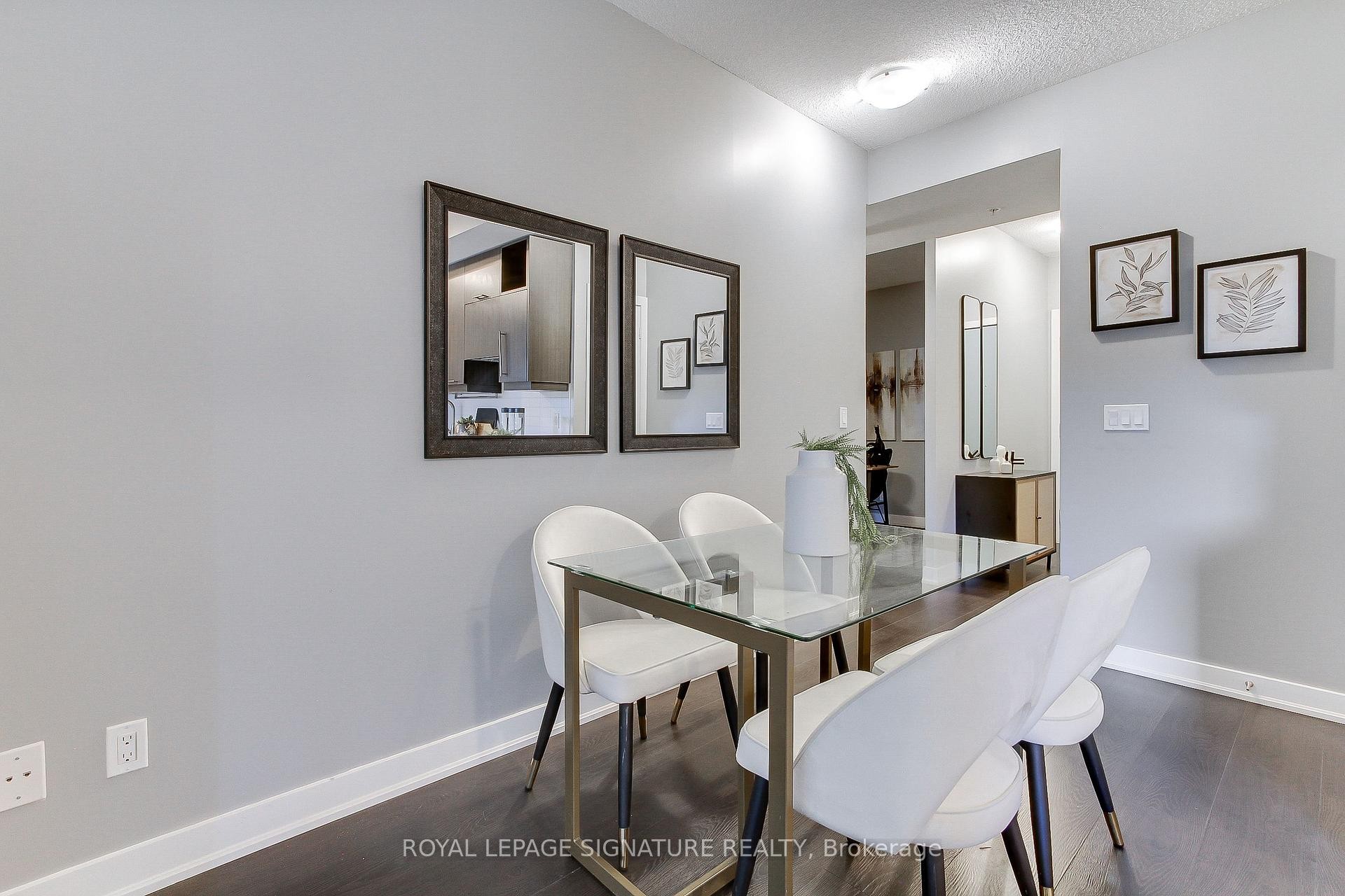 618-199 Richmond Street W, Toronto, ON - Indoor Photo Showing Dining Room