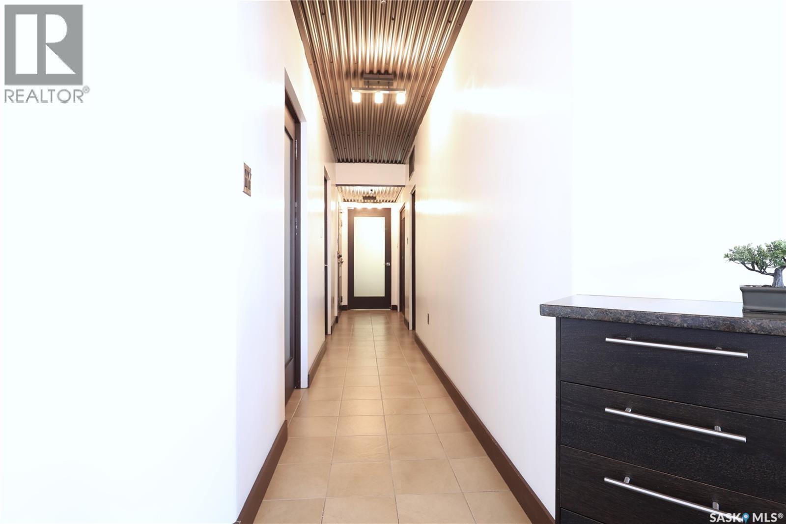 302 1275 Broad Street, Regina, SK - Indoor Photo Showing Other Room