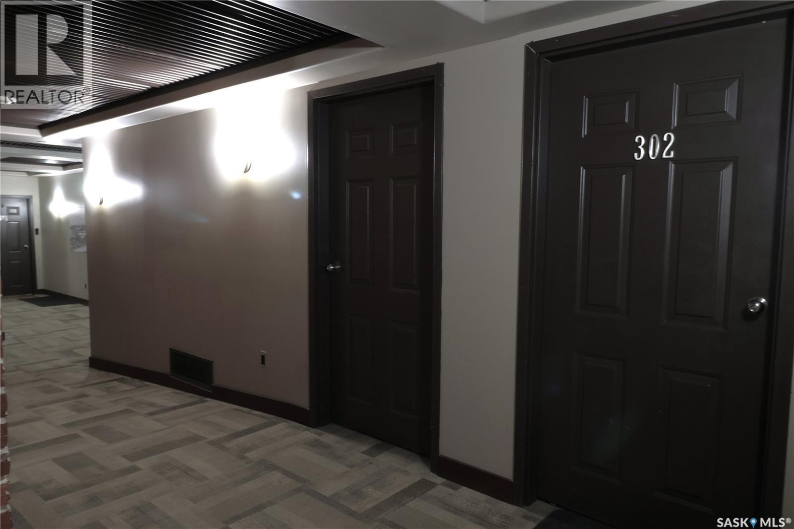 302 1275 Broad Street, Regina, SK - Indoor Photo Showing Other Room