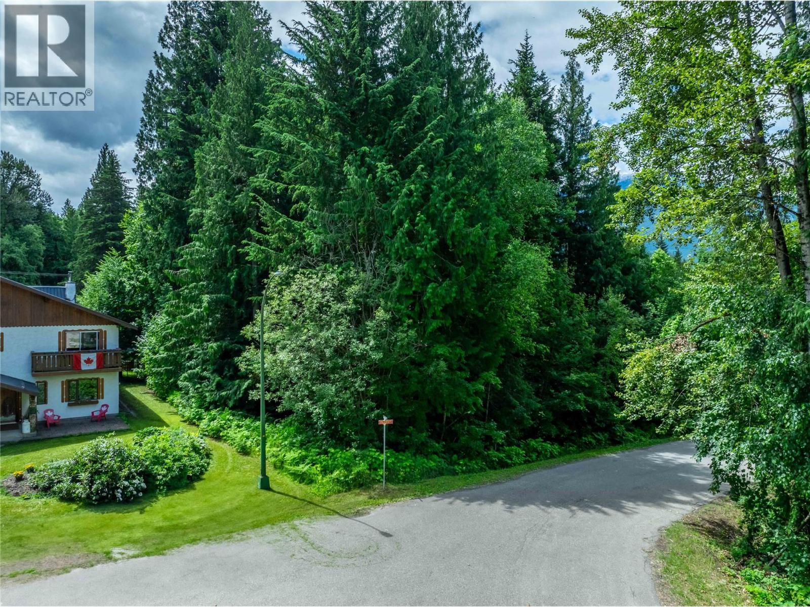 1565 Pratico Road, Revelstoke, BC