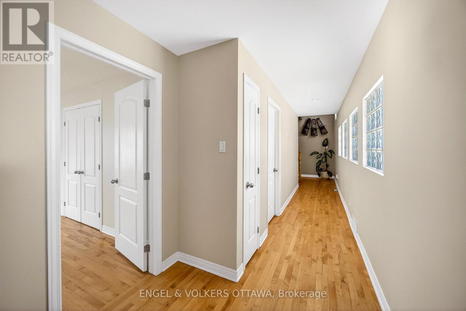 66 Aylmer Avenue, Ottawa, ON - Indoor Photo Showing Other Room
