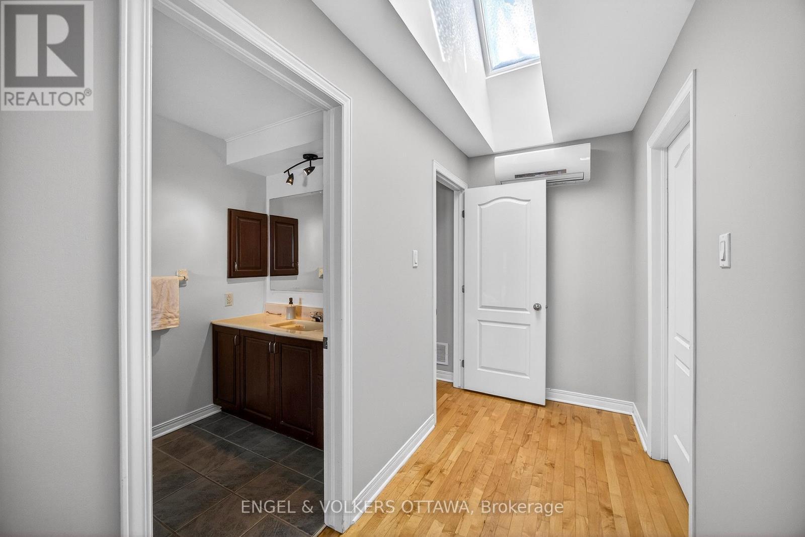 66 Aylmer Avenue, Ottawa, ON - Indoor Photo Showing Other Room