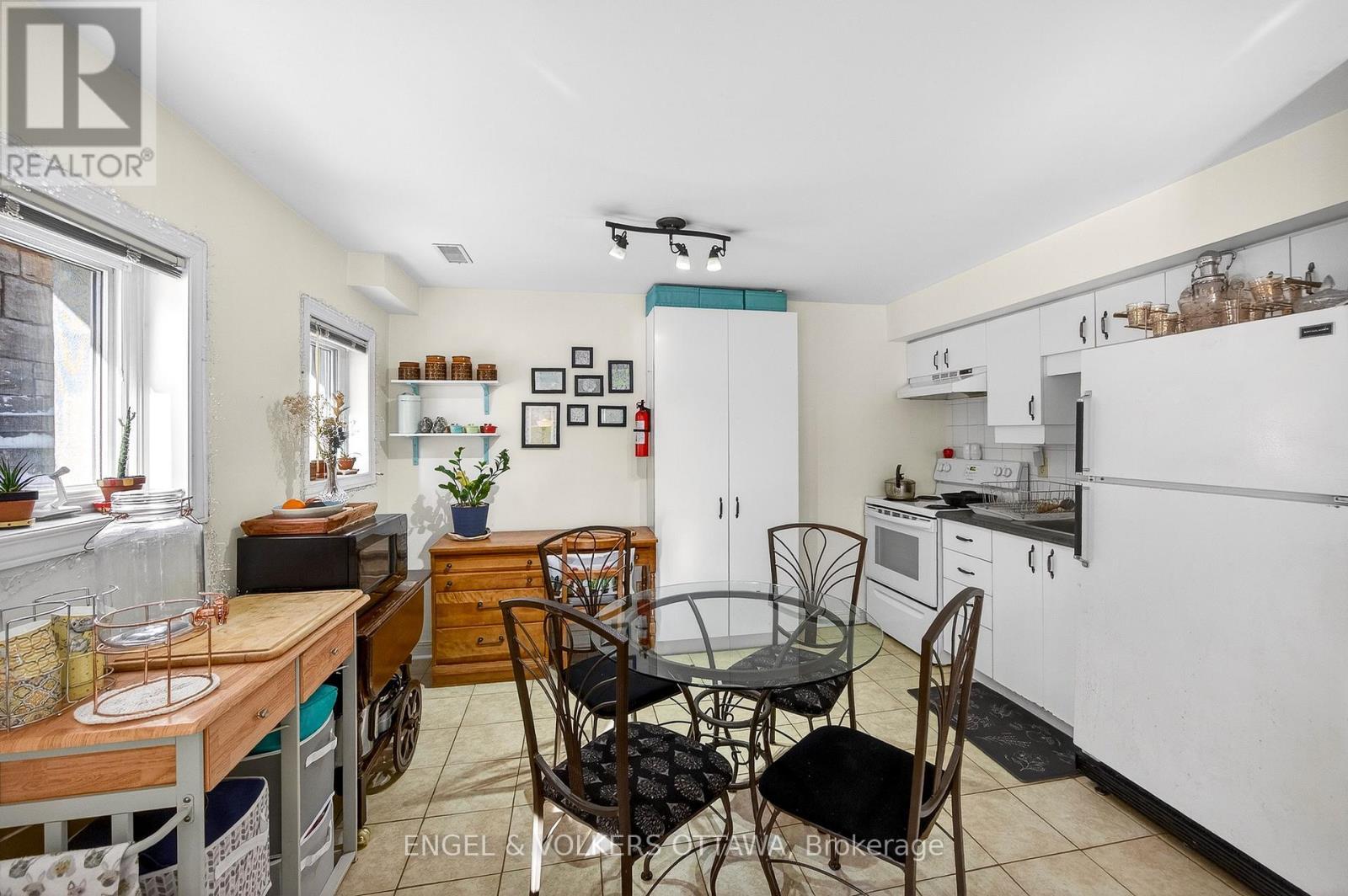 66 Aylmer Avenue, Ottawa, ON - Indoor Photo Showing Dining Room