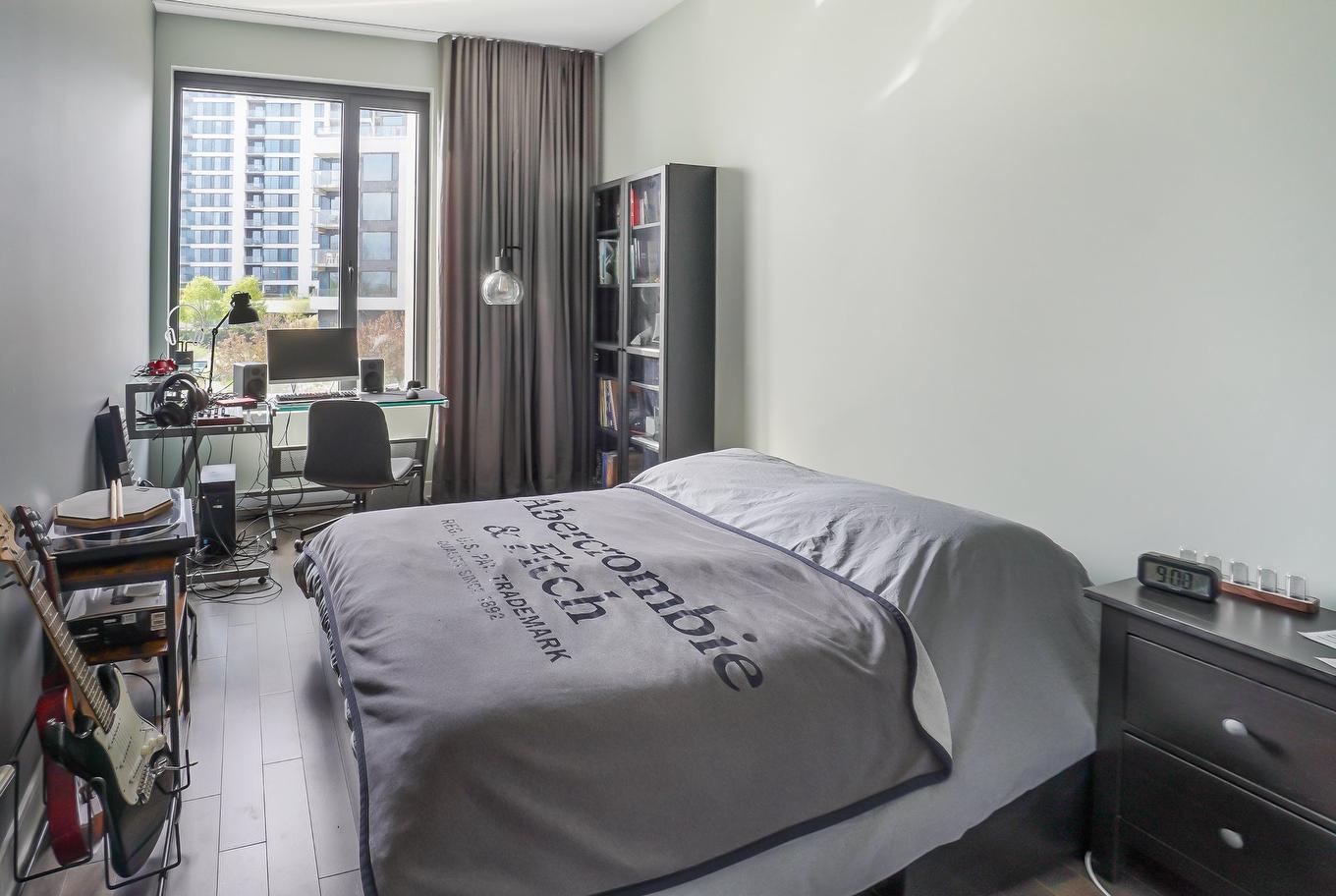 Chambre à coucher - 203-199 Rue De La Rotonde, Montréal (Verdun/Île-Des-Soeurs), QC - Indoor Photo Showing Bedroom