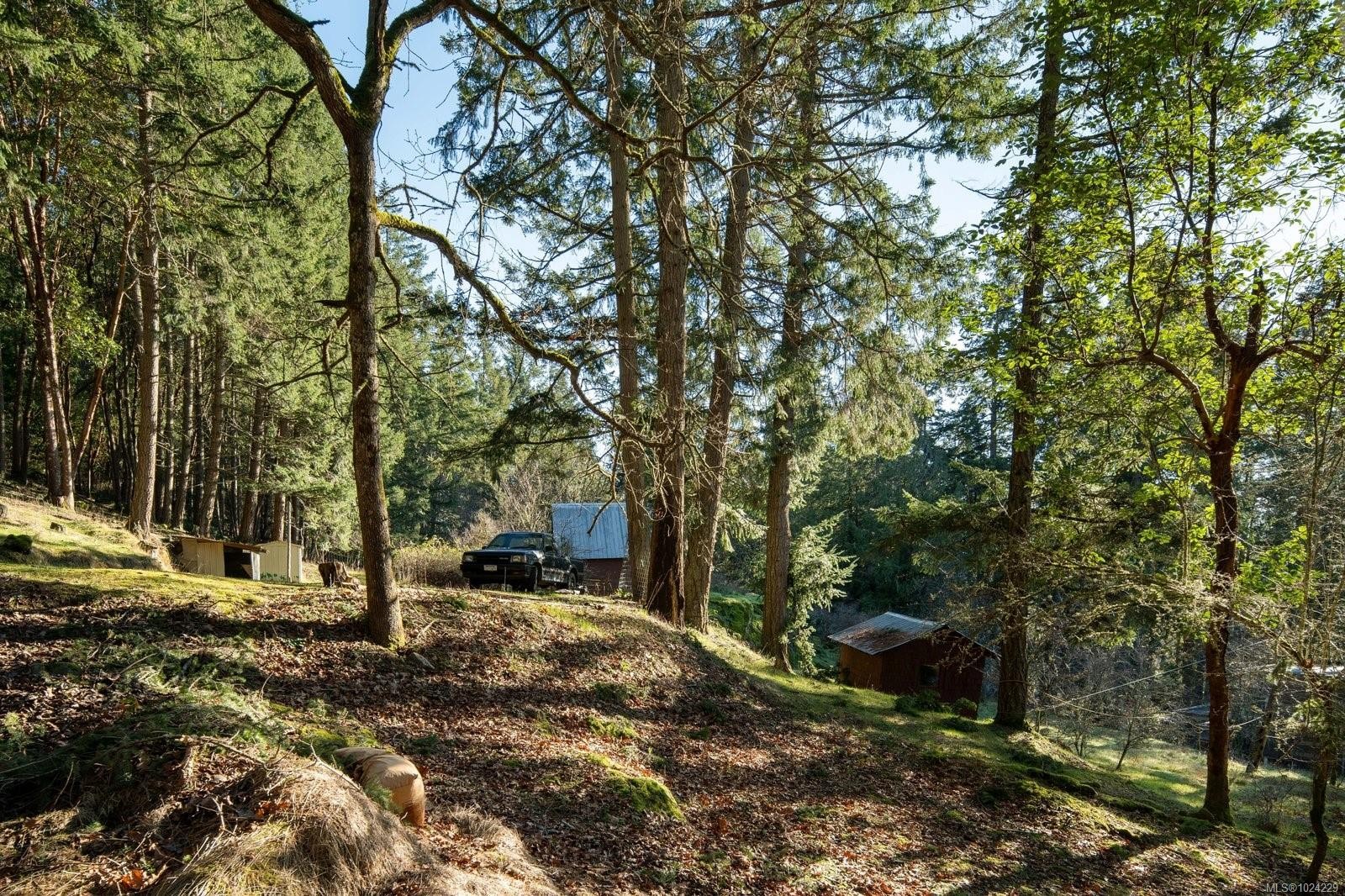 1183-1193 Hillgrove Rd, North Saanich, BC