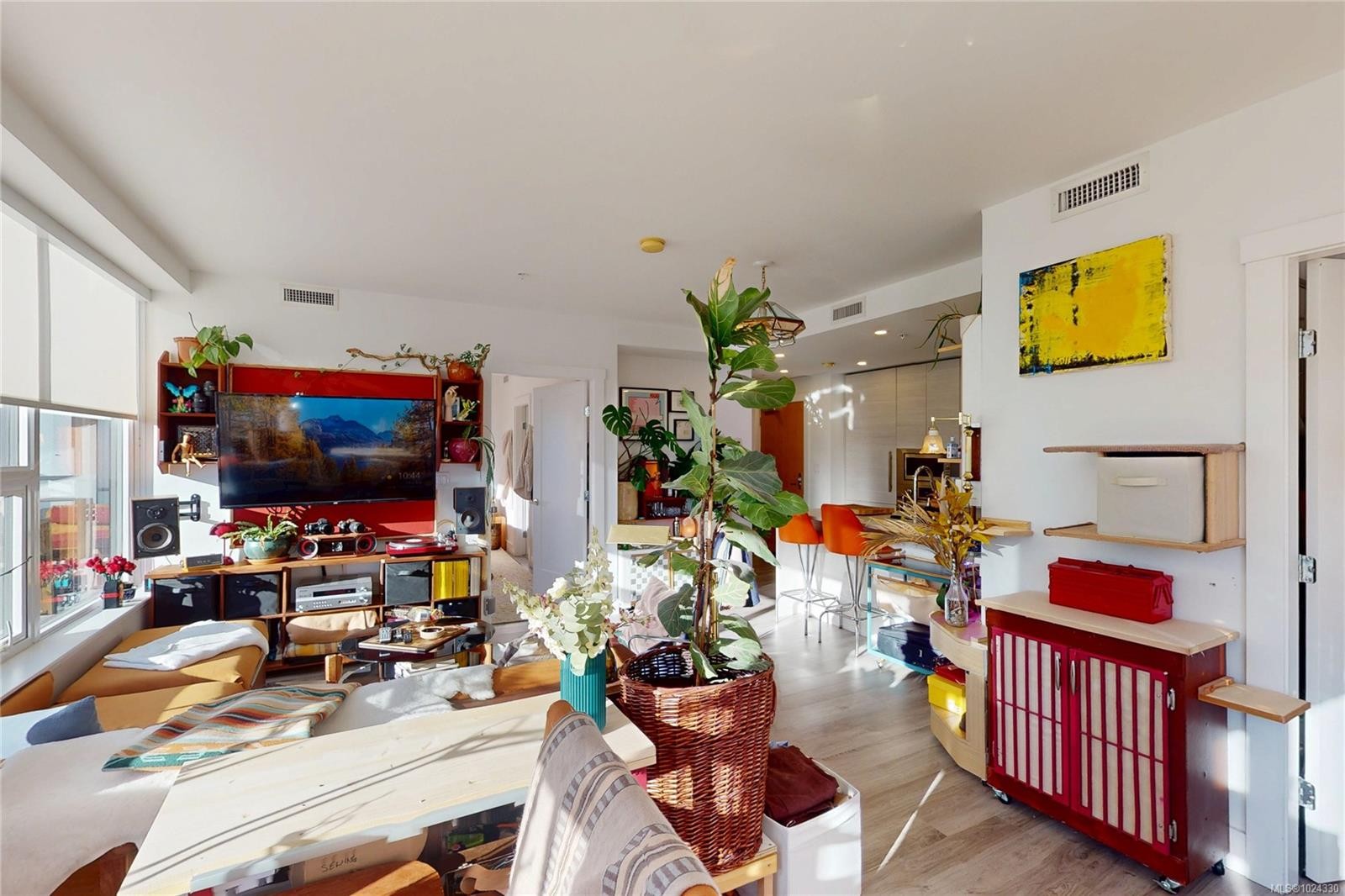 1108-777 Herald St, Victoria, BC - Indoor