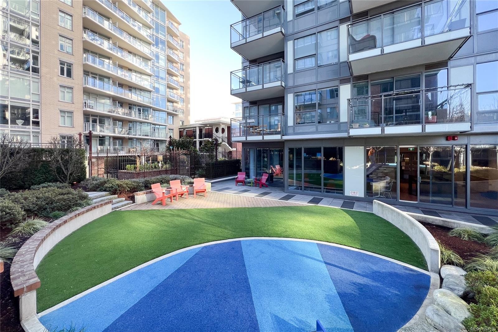 1108-777 Herald St, Victoria, BC - Outdoor