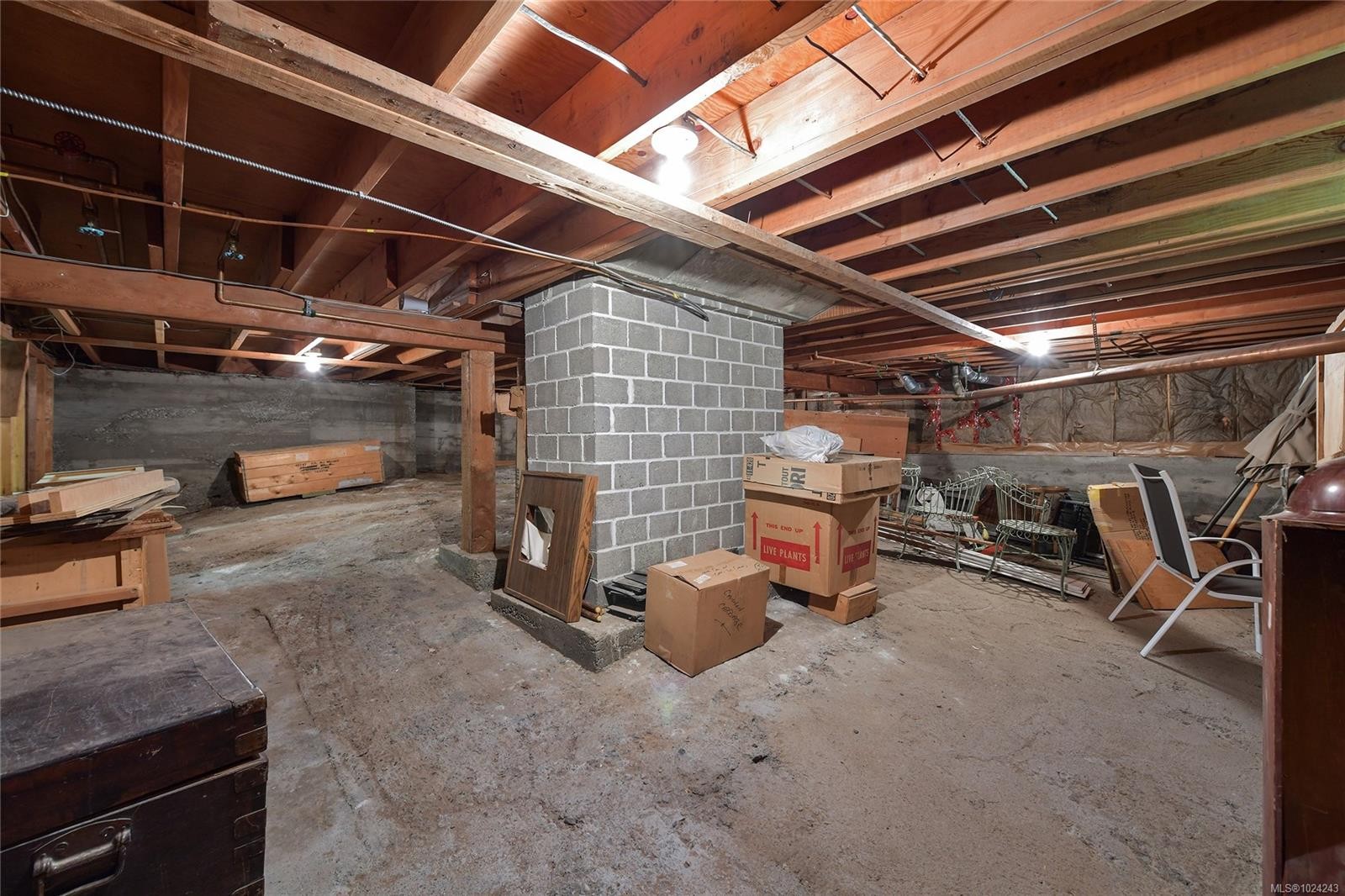 4911 Sea Ridge Dr, Saanich, BC