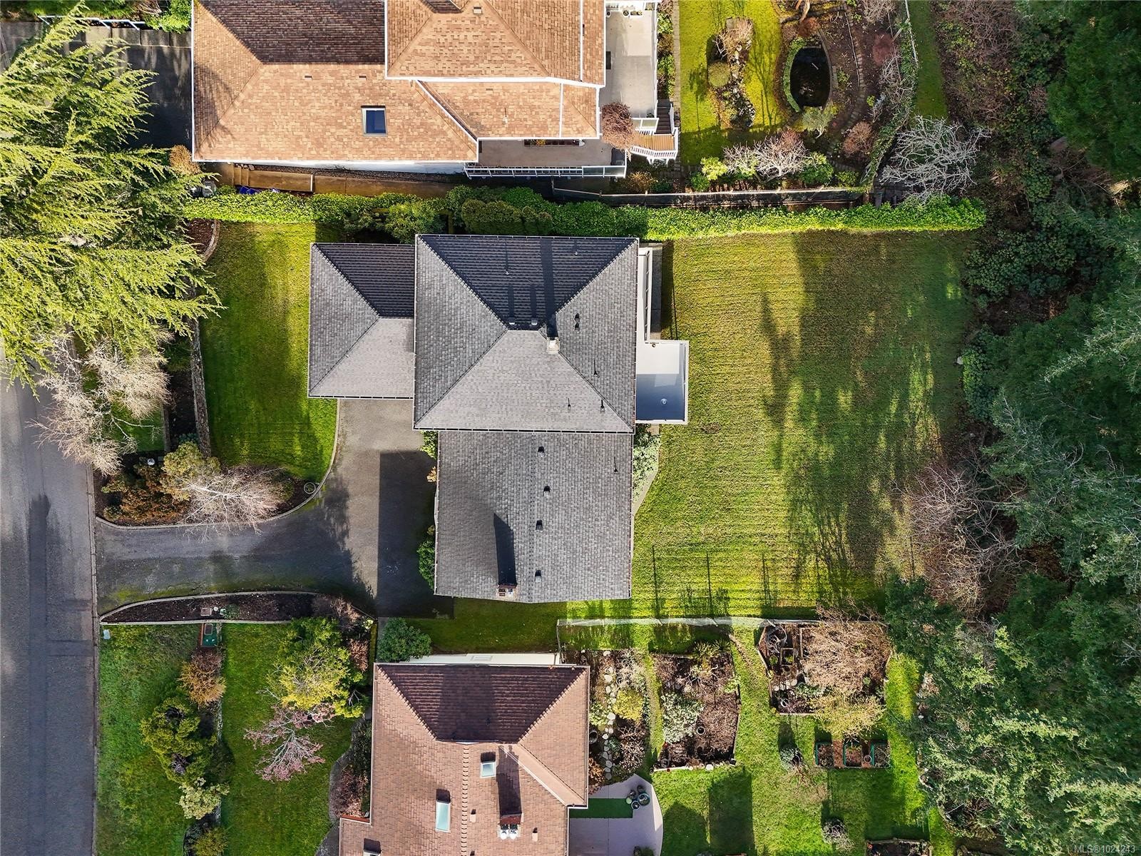 4911 Sea Ridge Dr, Saanich, BC