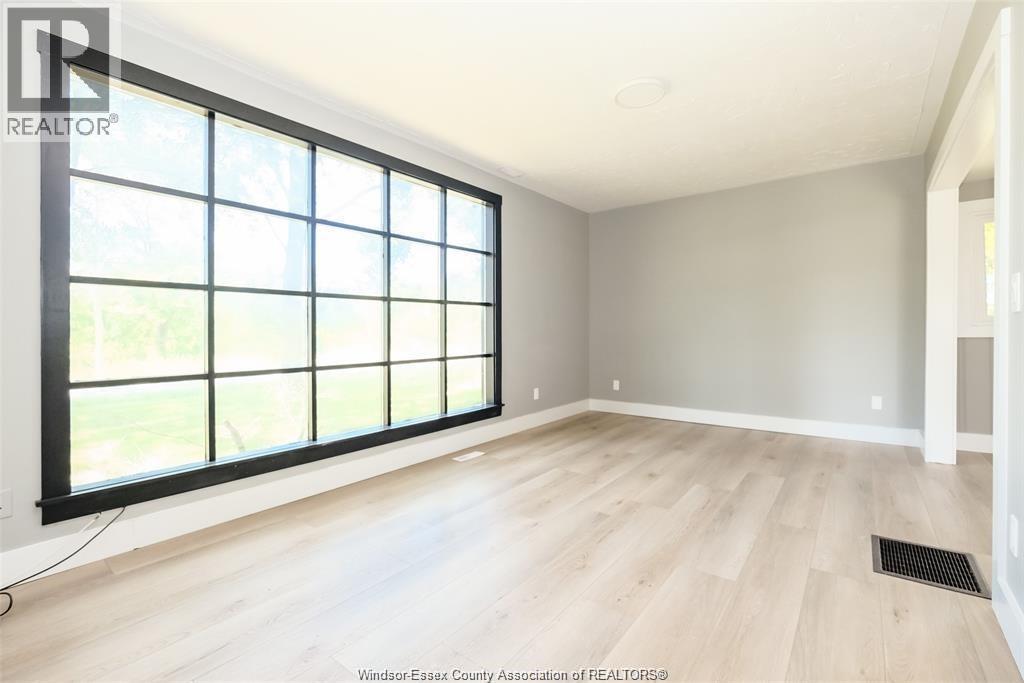 4641 Malden Road, Windsor, ON - Indoor Photo Showing Other Room
