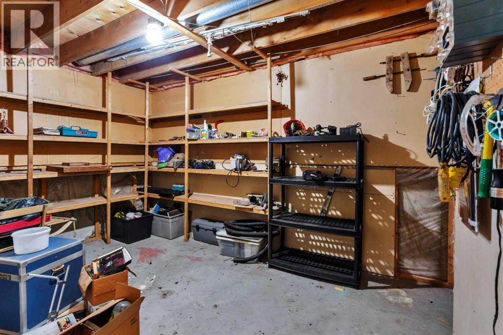 48 Halladay Avenue, Red Deer, AB - Indoor