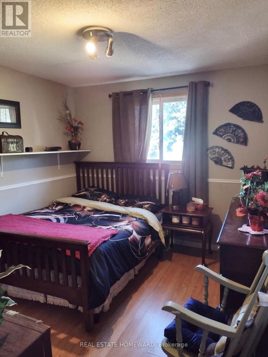 35 Bleeker Avenue, Quinte West, ON - Indoor Photo Showing Bedroom