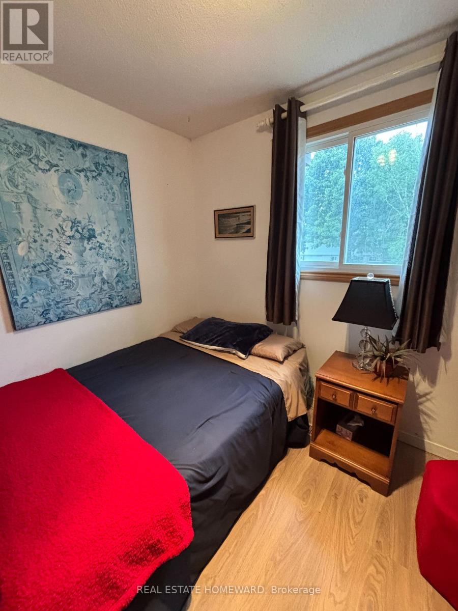 35 Bleeker Avenue, Quinte West, ON - Indoor Photo Showing Bedroom