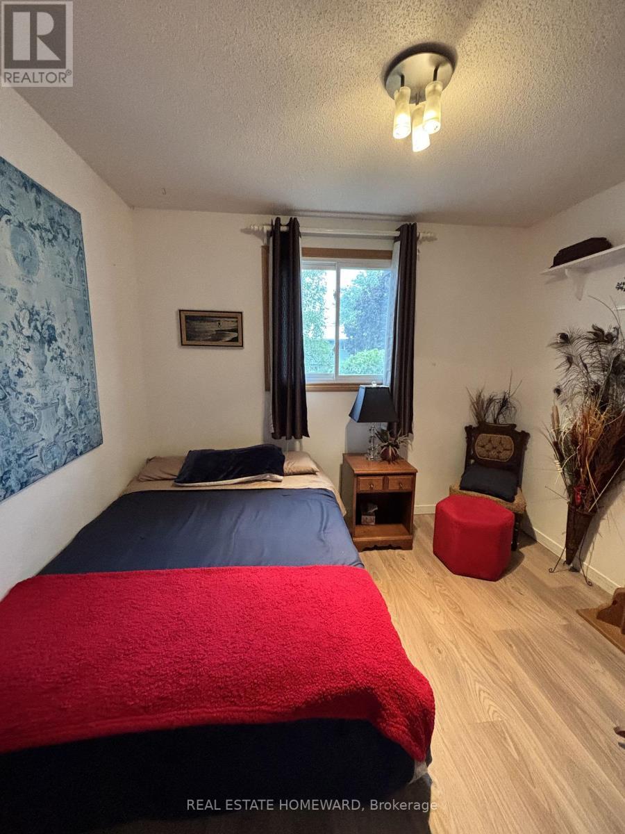 35 Bleeker Avenue, Quinte West, ON - Indoor Photo Showing Other Room