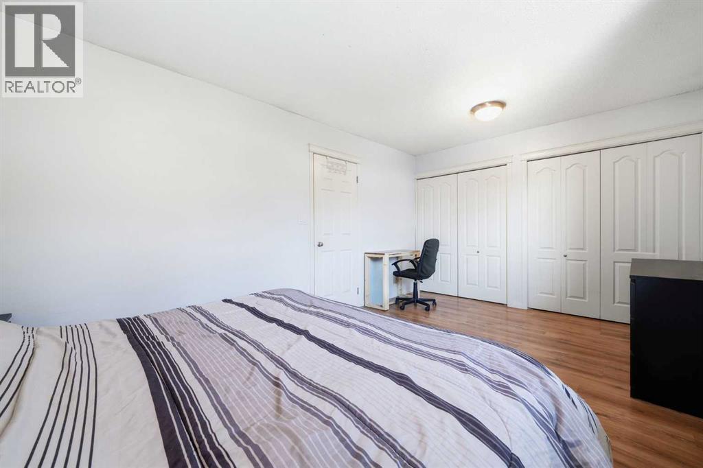 23, 1225 Railway Avenue, Canmore, AB - Indoor Photo Showing Bedroom
