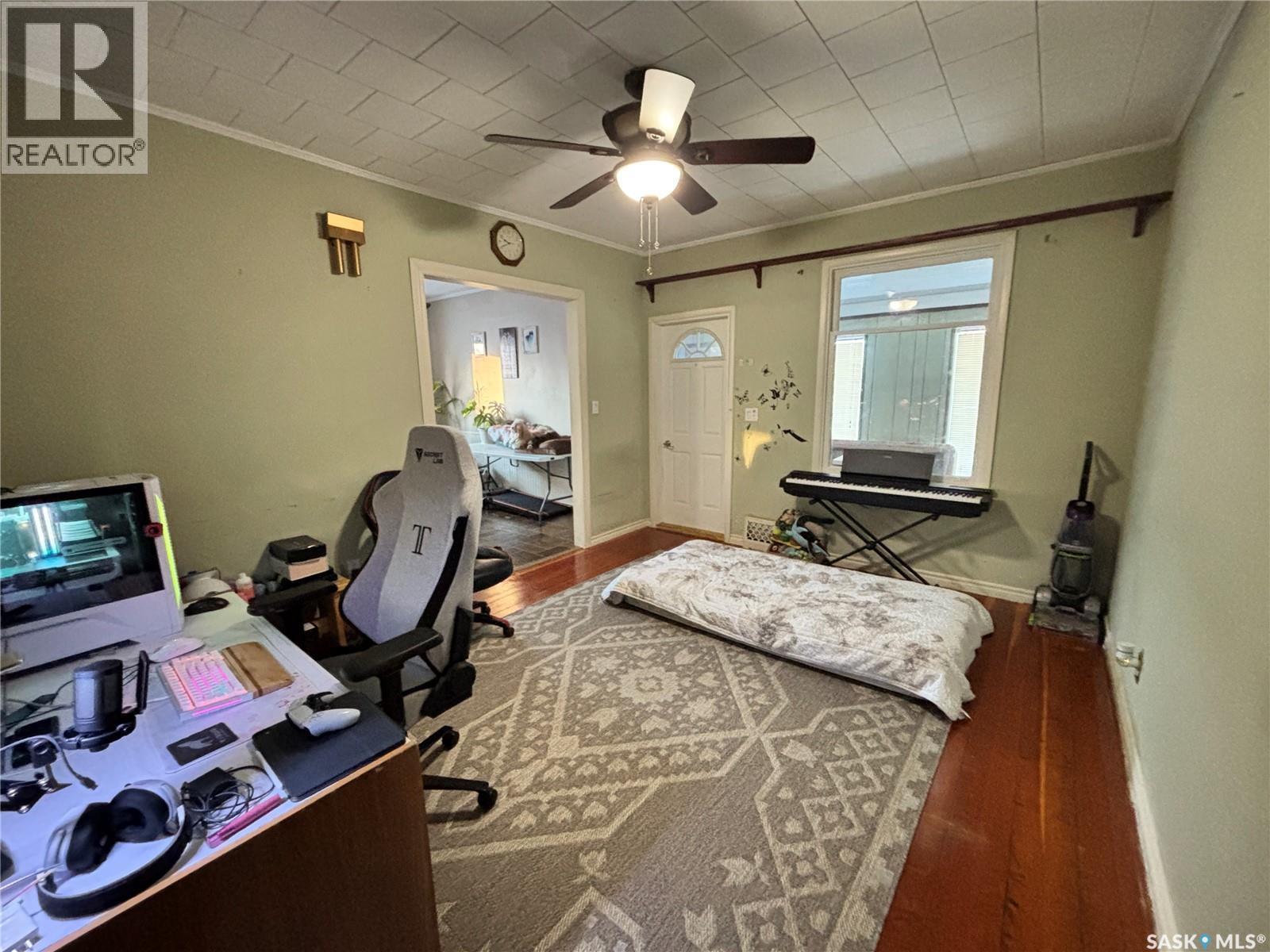 902 9Th Street, Humboldt, SK - Indoor