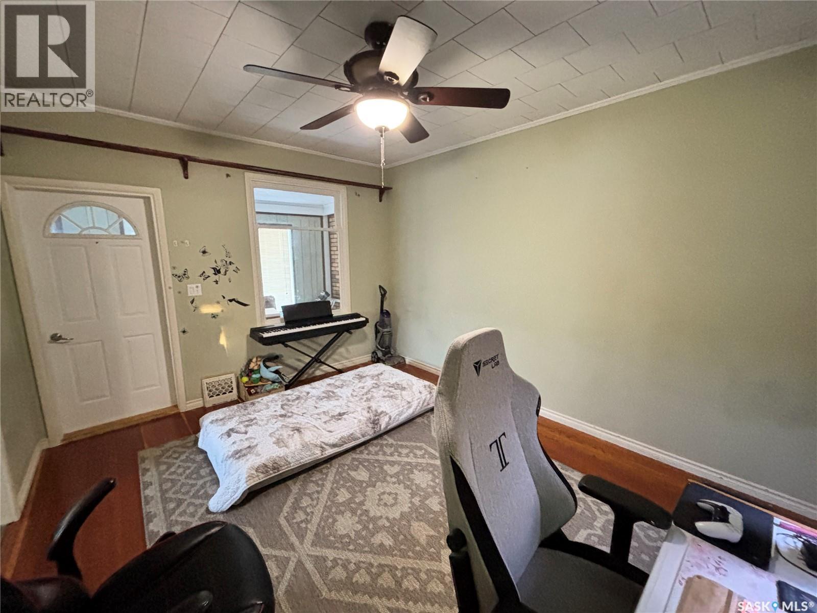 902 9Th Street, Humboldt, SK - Indoor