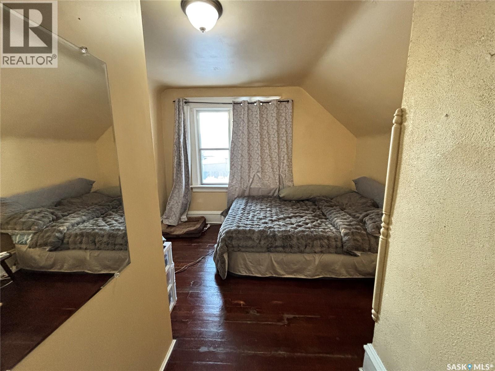 902 9Th Street, Humboldt, SK - Indoor Photo Showing Bedroom