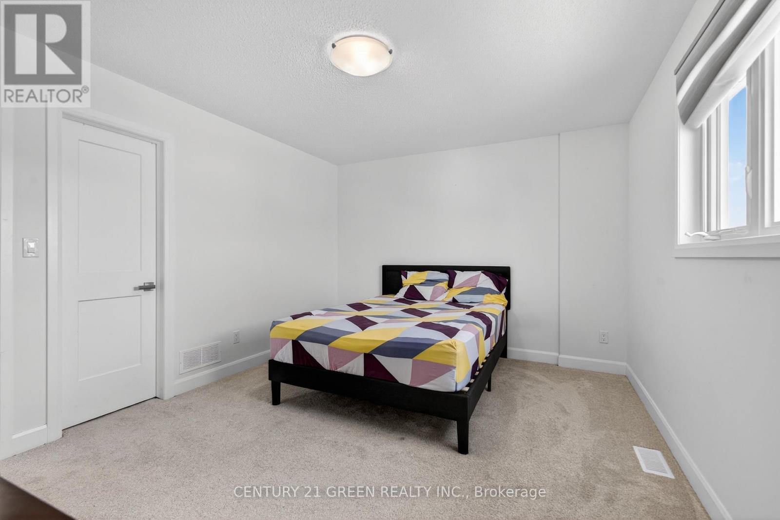 353 Buckthorn Drive, Kingston, ON - Indoor Photo Showing Bedroom