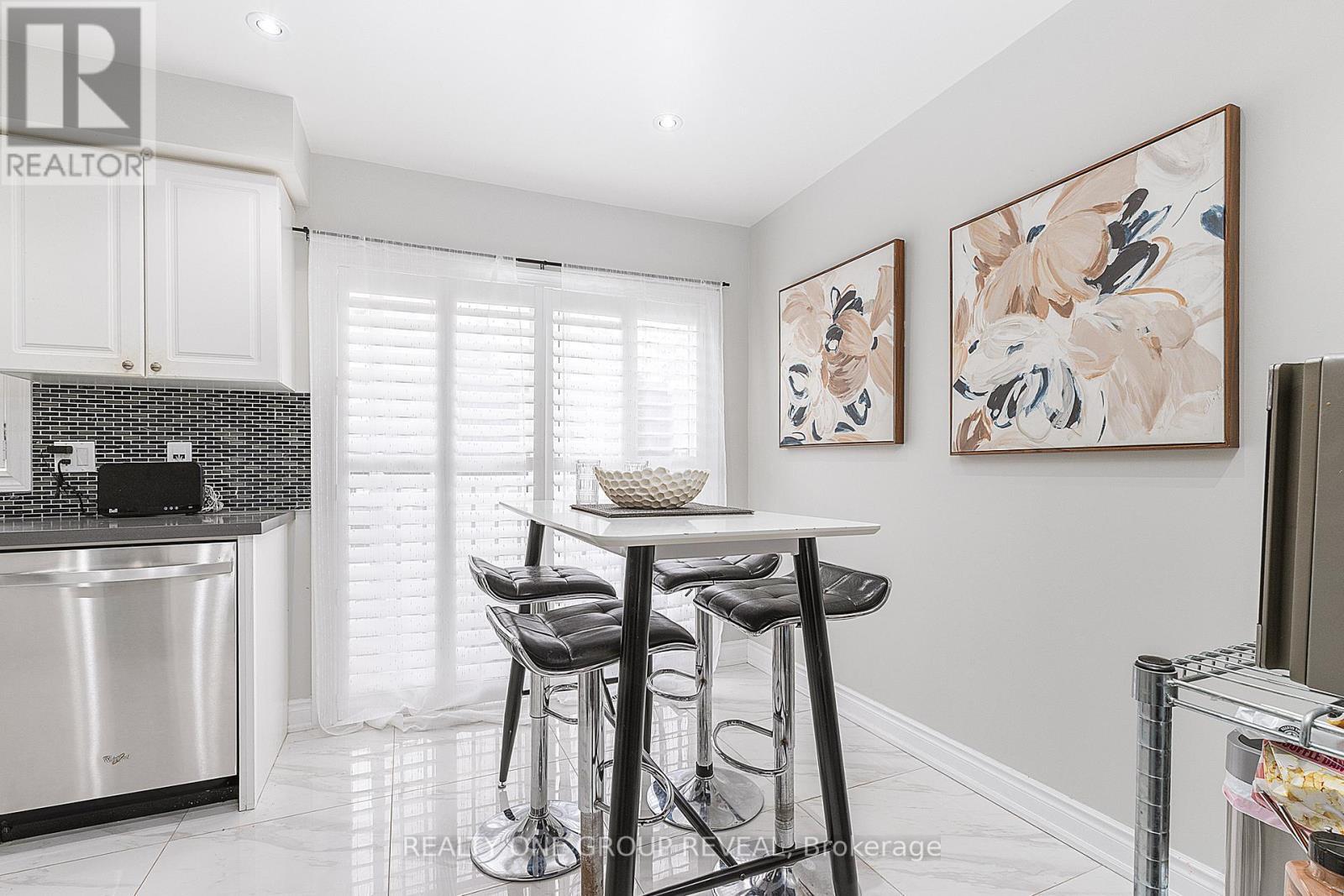 67 - 22 Lavan Lane, Ajax, ON - Indoor