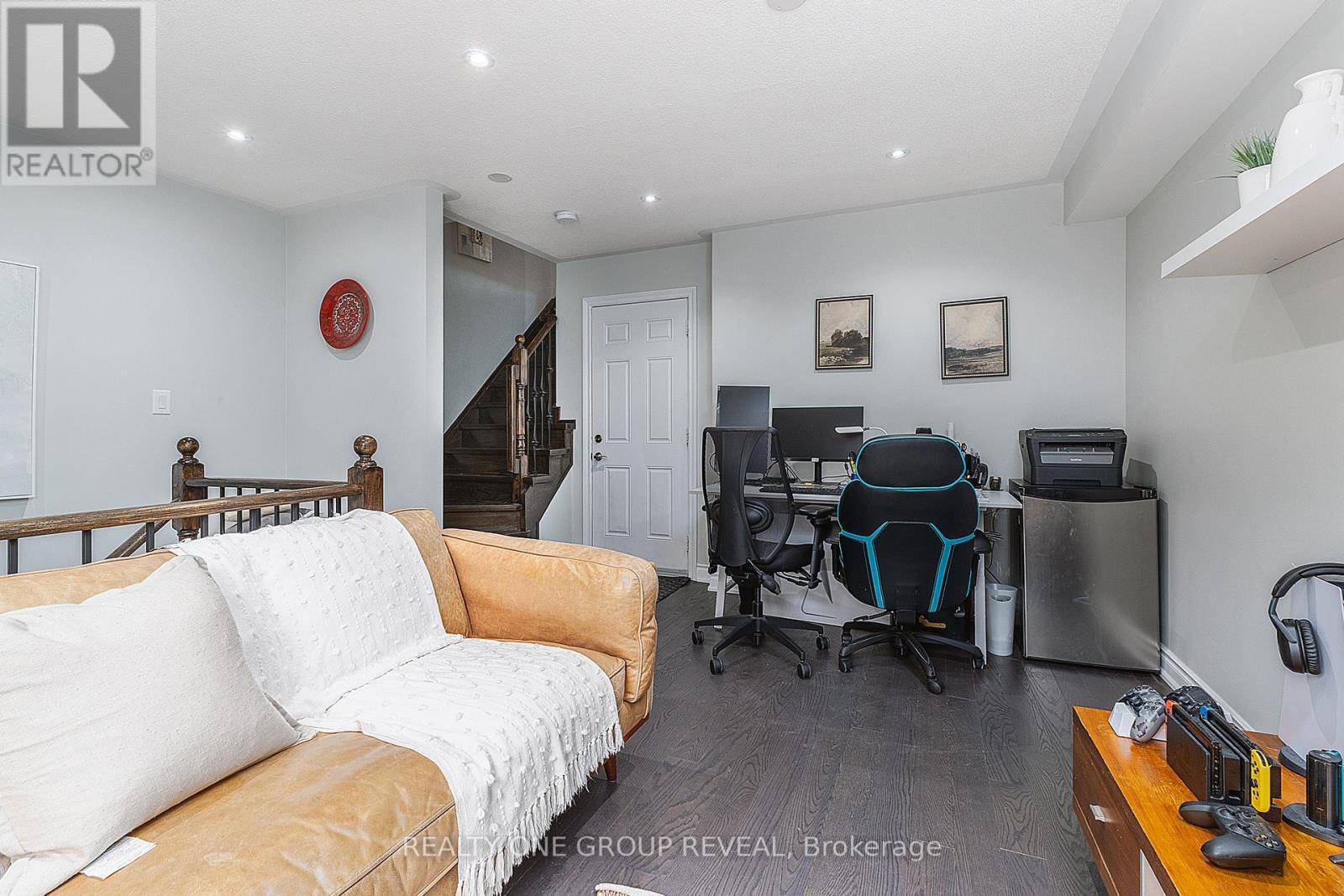 67 - 22 Lavan Lane, Ajax, ON - Indoor