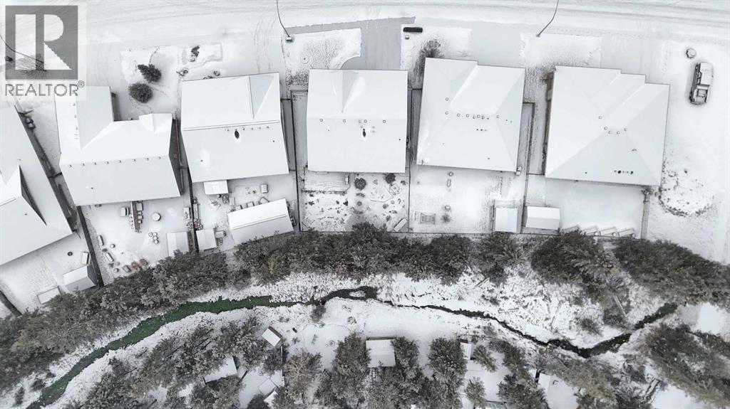 605 5 Street Sw, Sundre, AB - Other