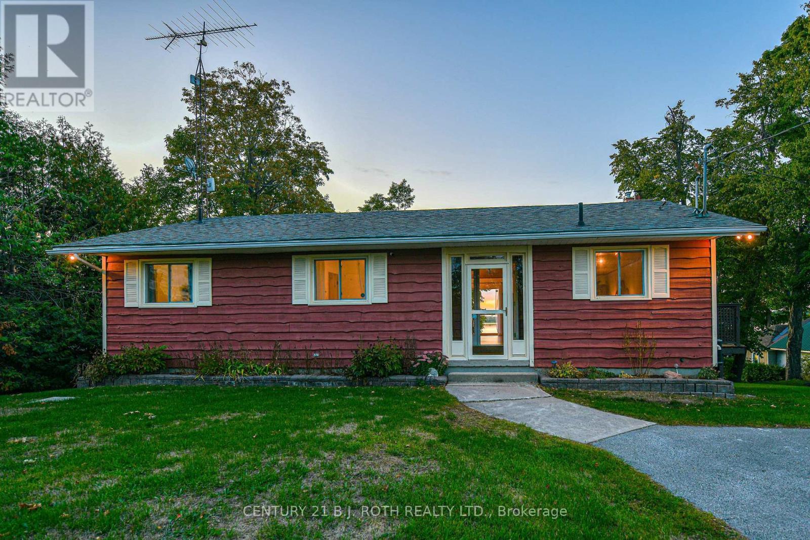 71 Campbell Beach Road, Kawartha Lakes, ON - Outdoor