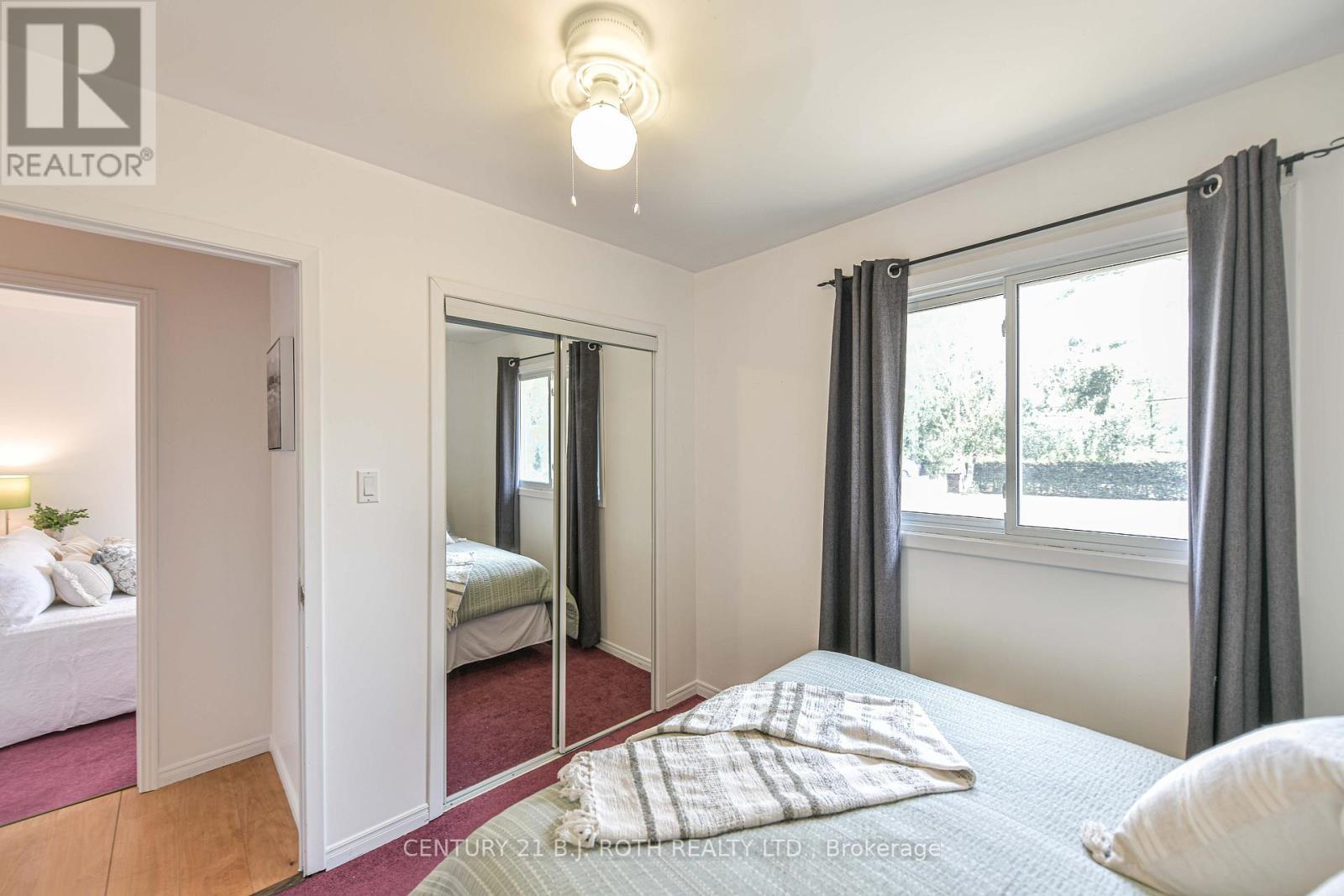 71 Campbell Beach Road, Kawartha Lakes, ON - Indoor Photo Showing Bedroom