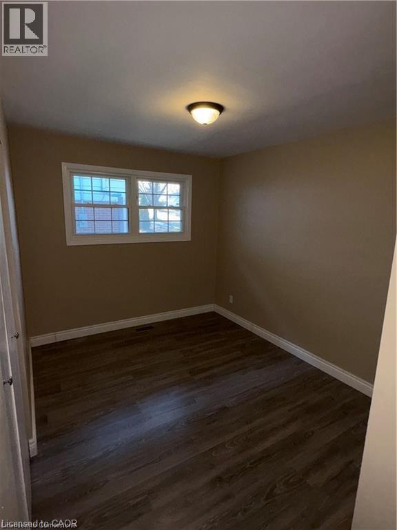 105 Westmount Road E, Kitchener, ON - Indoor Photo Showing Other Room