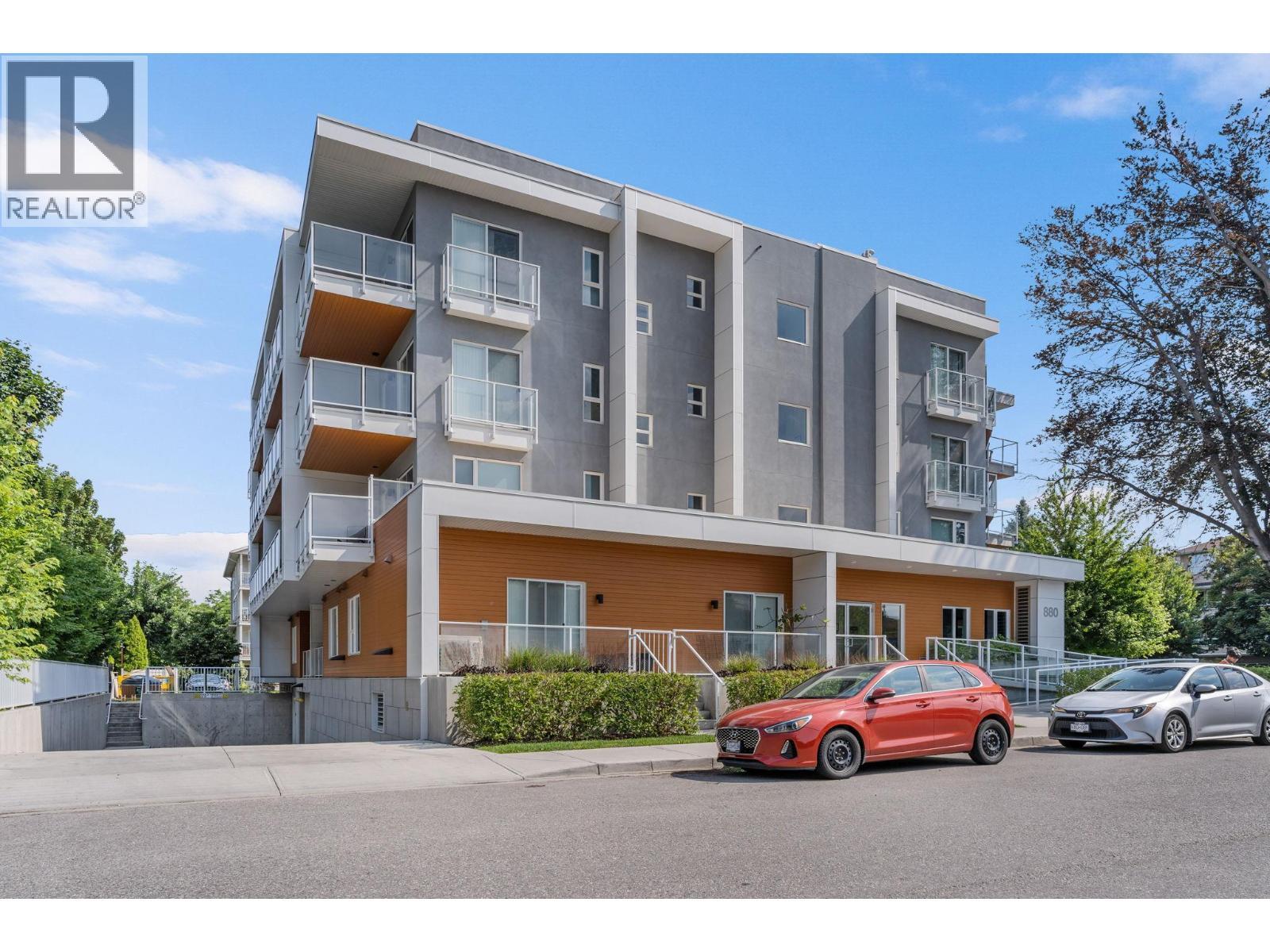 880 Saucier Avenue Unit# 207, Kelowna, BC - Outdoor With Facade