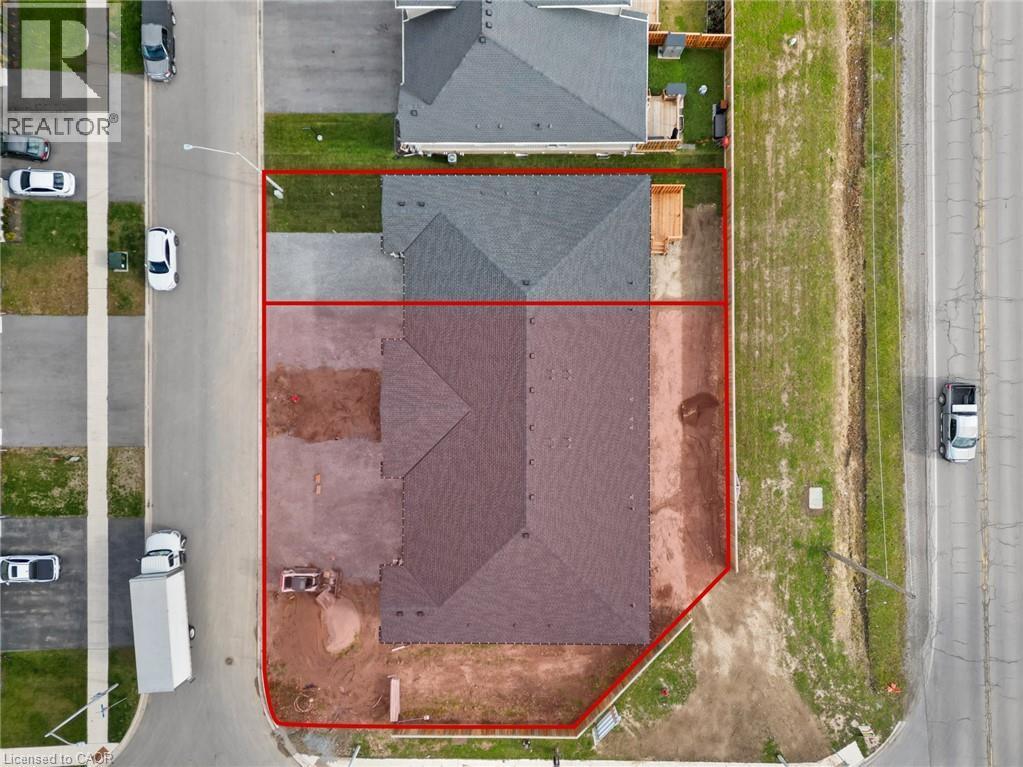 26 Austin Drive, Welland, ON - With View