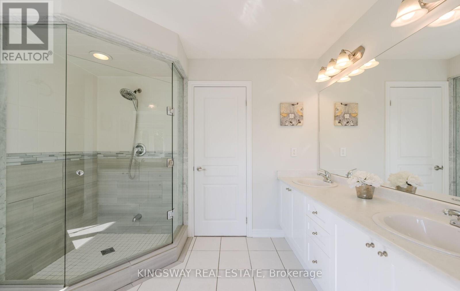 70 Silvervalley Drive, Caledon, ON - Indoor Photo Showing Bathroom