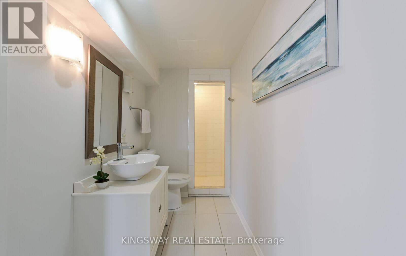 70 Silvervalley Drive, Caledon, ON - Indoor Photo Showing Bathroom
