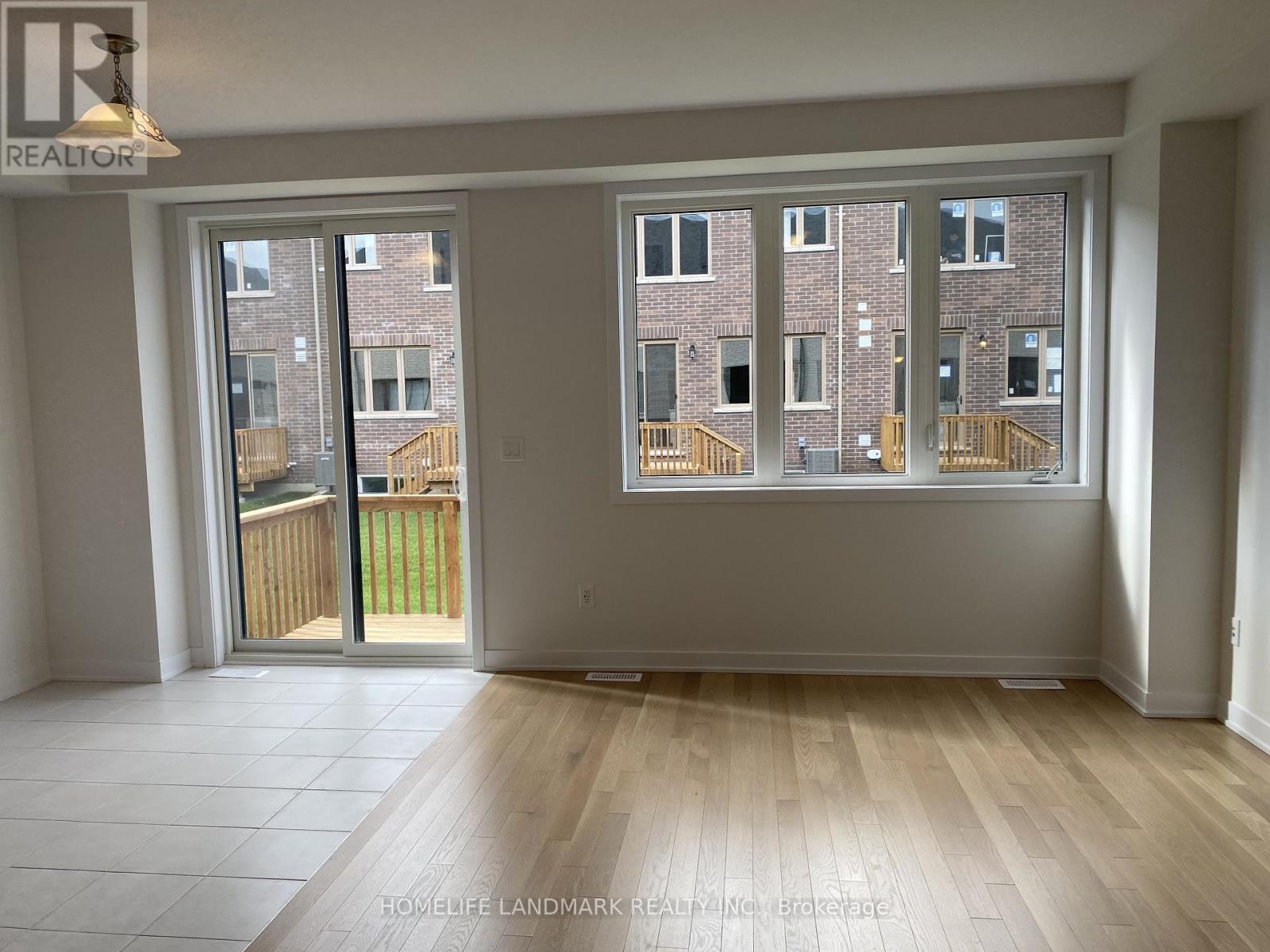 36 John Canning Way E, Markham, ON - Indoor Photo Showing Other Room