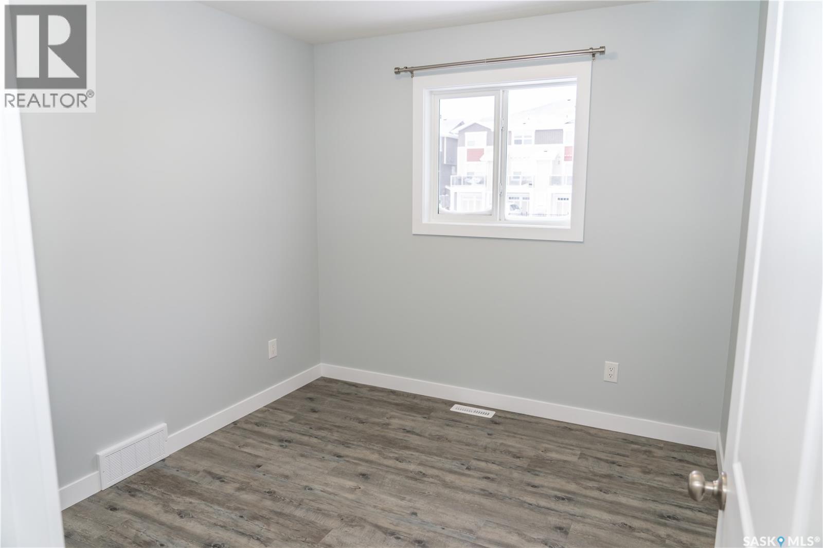 366 Stehwien Street, Saskatoon, SK - Indoor Photo Showing Other Room